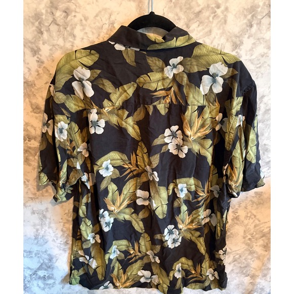 Tommy Bahama Large Silk Hawaiian Shirt Tropical Floral Short Sleeve Button Front - Picture 2 of 7